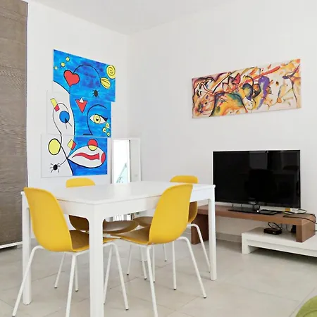 Holiday home Casa Golden - A Due Passi Dalle Spiagge Di Pescoluse Marina Di Pescoluse